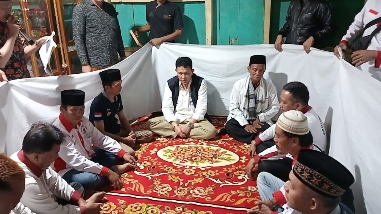Pangeran Edward Syah Pernong Keluarga Besar Sekinci-kinci Lampung